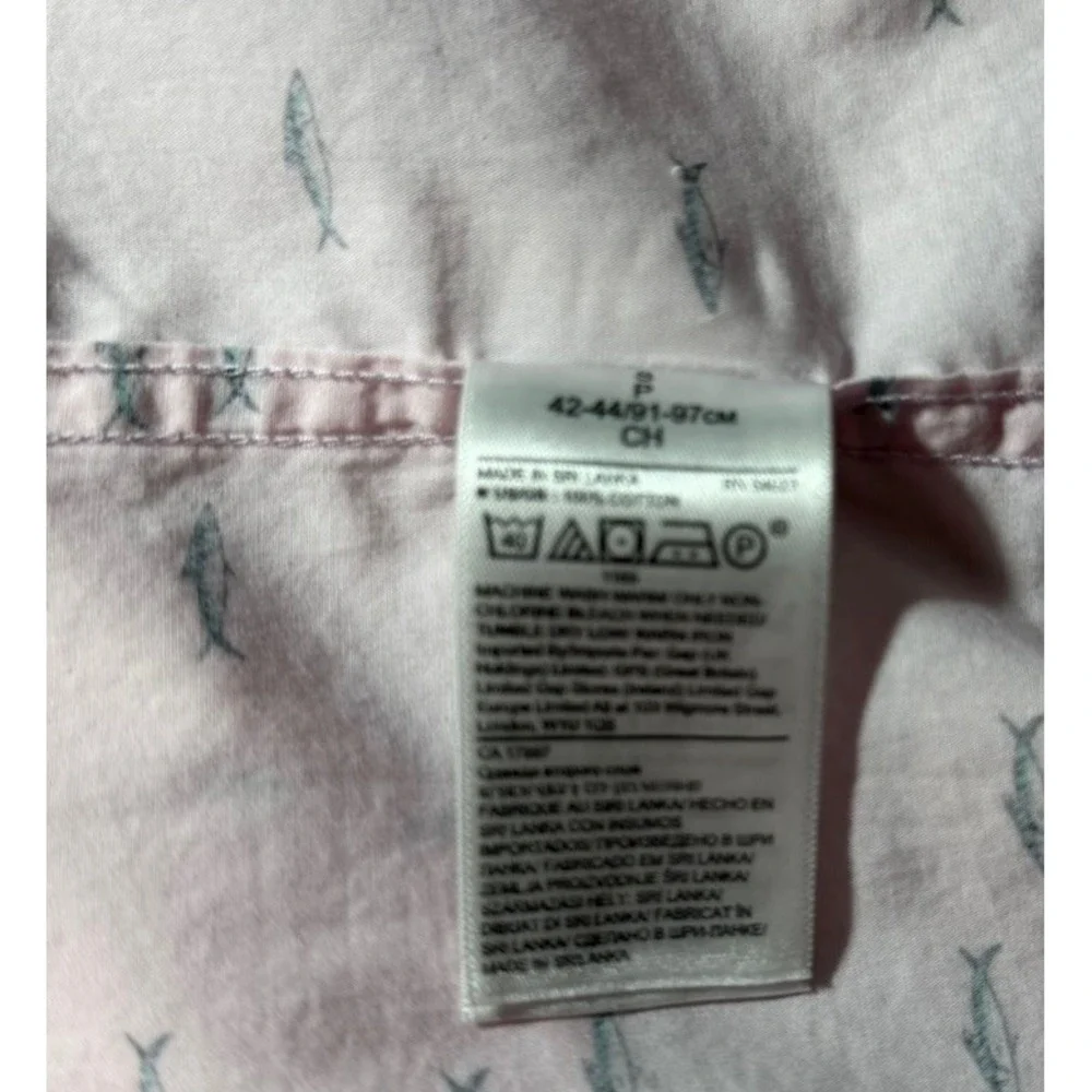 Banana Republic, Men's S, SS Shirt, Luxe Poplin, Slim Fit Pink Fish‎ Print